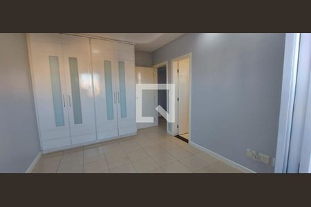 Apartamento para alugar com 3 quartos, 210m² em Santa Mônica, Uberlândia