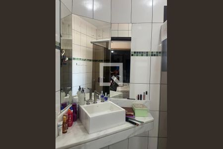 Casa à venda com 3 quartos, 184m² em Jardim Utinga, Santo André