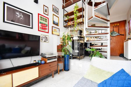 sala de estar de apartamento à venda com 1 quarto, 56m² em Cerqueira César, São Paulo