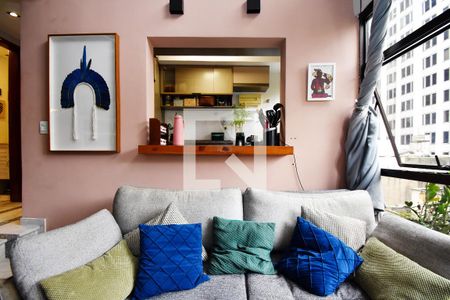 sala de estar de apartamento à venda com 1 quarto, 56m² em Cerqueira César, São Paulo