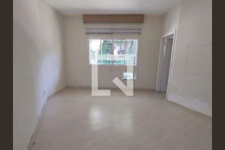 Casa à venda com 4 quartos, 400m² em Itaipu, Niterói