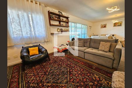 Apartamento à venda com 3 quartos, 202m² em Alphaville Empresarial, Santana de Parnaíba