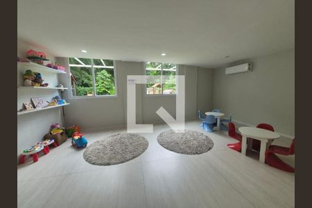 Apartamento à venda com 2 quartos, 57m² em Badu, Niterói