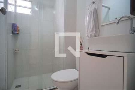 Banheiro de apartamento à venda com 2 quartos, 60m² em Santos Dumont, São Leopoldo