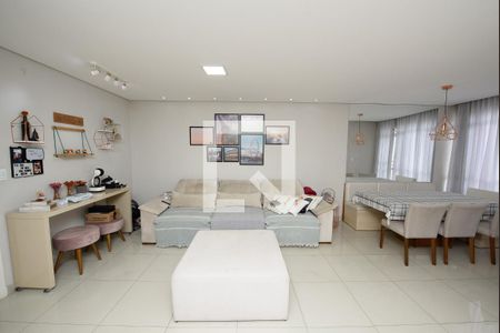 Sala de apartamento à venda com 3 quartos, 93m² em Jardim Riacho das Pedras, Contagem