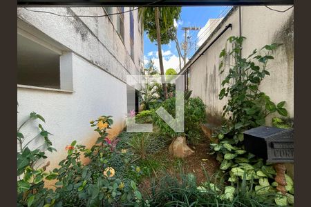 Apartamento à venda com 2 quartos, 70m² em Fernão Dias, Belo Horizonte