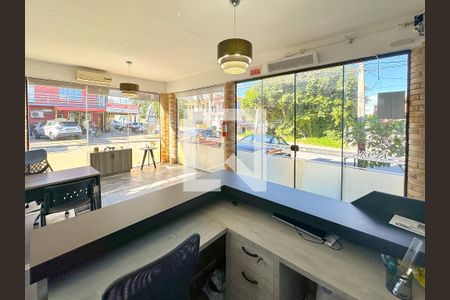 Sala 1 de casa para alugar com 3 quartos, 12m² em Ingleses do Rio Vermelho, Florianópolis