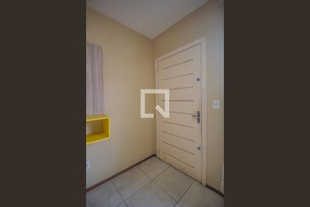 Sala de casa de condomínio para alugar com 2 quartos, 83m² em Restinga, Porto Alegre