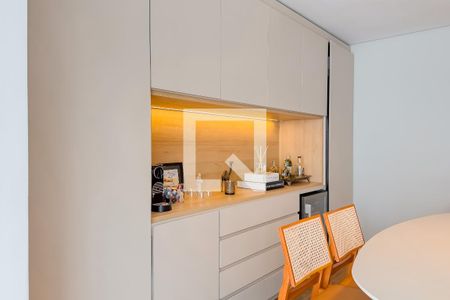 Sala de apartamento à venda com 1 quarto, 77m² em Vila Mariana, São Paulo