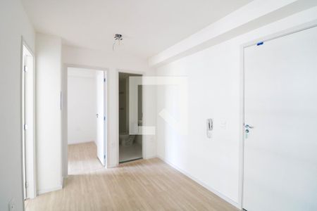 Sala / Cozinha de apartamento à venda com 2 quartos, 31m² em Vila Plana, São Paulo