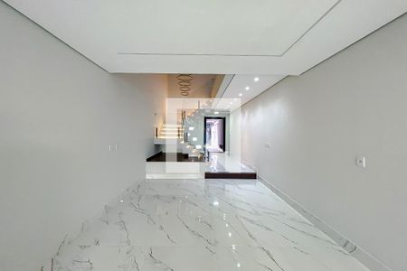 Sala de casa à venda com 3 quartos, 200m² em Vila Prudente, São Paulo