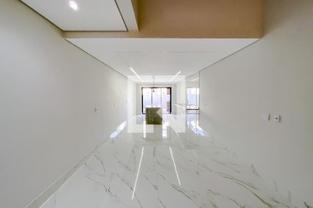 Sala de casa à venda com 3 quartos, 200m² em Vila Prudente, São Paulo
