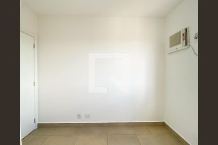 Quarto 2 de apartamento para alugar com 3 quartos, 74m² em Ribeirânia, Ribeirão Preto