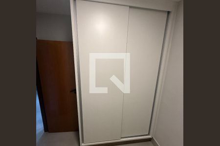 Quarto 1 de apartamento para alugar com 2 quartos, 50m² em Cazeca, Uberlândia