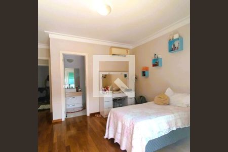 Quarto de casa de condomínio à venda com 5 quartos, 345m² em Parque Sinai, Santana de Parnaíba