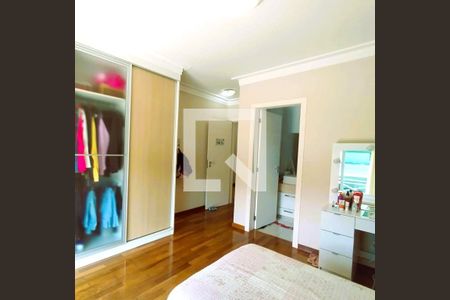 Quarto de casa de condomínio à venda com 5 quartos, 345m² em Parque Sinai, Santana de Parnaíba