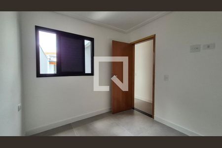 Casa à venda com 3 quartos, 105m² em Utinga, Santo André