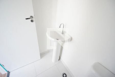 Pia de apartamento para alugar com 1 quarto, 28m² em Guaiauna, São Paulo