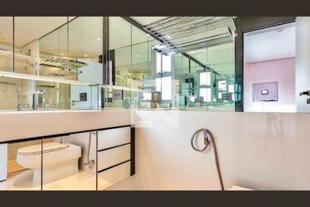Apartamento à venda com 2 quartos, 227m² em Moema, São Paulo