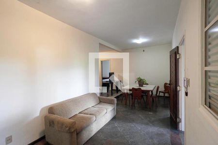 Sala  de casa para alugar com 2 quartos, 7700m² em Ouro Preto, Belo Horizonte