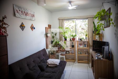 Sala de apartamento à venda com 2 quartos, 48m² em Rio Pequeno, São Paulo