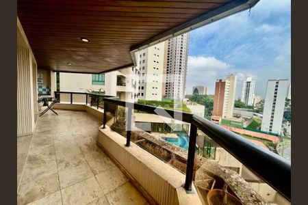 Sacada da Sala de apartamento para alugar com 3 quartos, 242m² em Vila Suzana, São Paulo