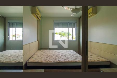 Suite  de apartamento à venda com 3 quartos, 73m² em Partenon, Porto Alegre