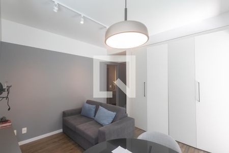 Sala de apartamento para alugar com 1 quarto, 42m² em Vila Olímpia, São Paulo