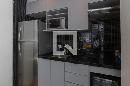Cozinha de apartamento para alugar com 1 quarto, 42m² em Vila Olímpia, São Paulo