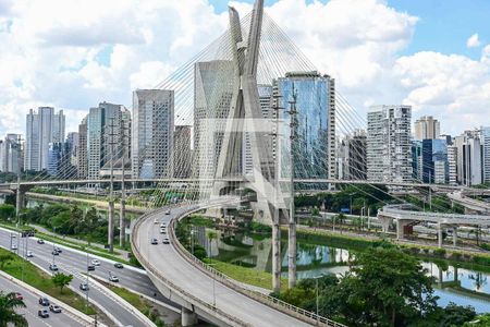 Vista de apartamento para alugar com 2 quartos, 90m² em Real Parque, São Paulo