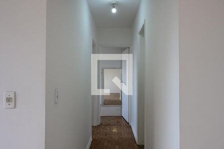 Corredor de apartamento para alugar com 2 quartos, 90m² em Real Parque, São Paulo