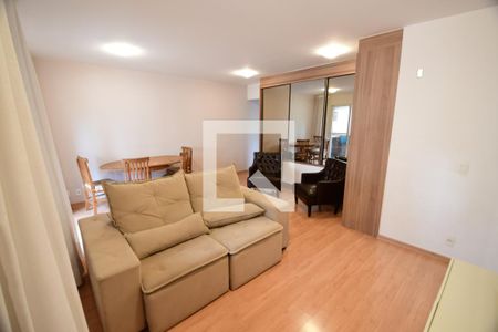 Sala de apartamento para alugar com 2 quartos, 70m² em Mansões Santo Antônio, Campinas