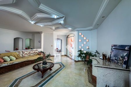 Casa à venda com 4 quartos, 450m² em Pari, São Paulo
