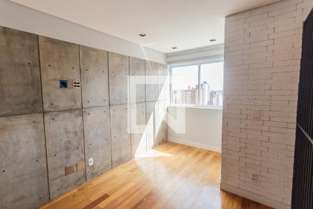 Suíte de apartamento para alugar com 2 quartos, 135m² em Funcionários, Belo Horizonte