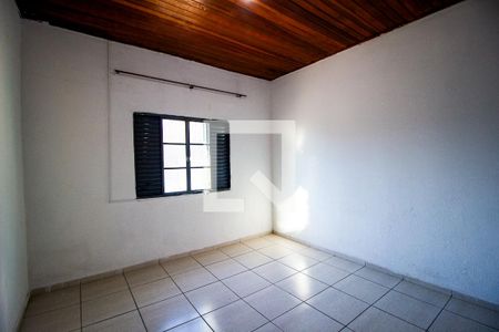 Quarto de casa para alugar com 3 quartos, 120m² em Vila Hortência, Sorocaba