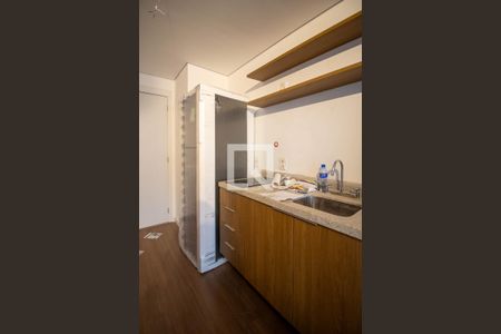 Sala/Cozinha de apartamento à venda com 1 quarto, 25m² em Santo Amaro, São Paulo