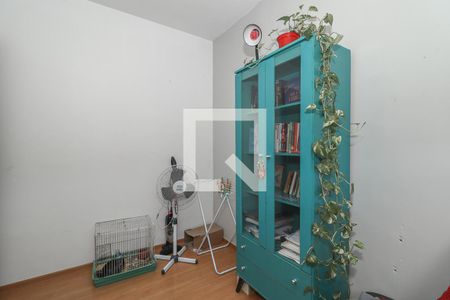 Quarto 2 de apartamento para alugar com 2 quartos, 42m² em Mário Quintana, Porto Alegre