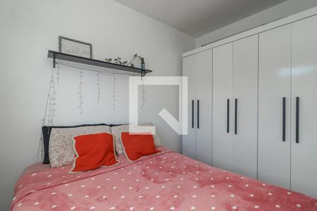 Quarto de apartamento para alugar com 2 quartos, 42m² em Mário Quintana, Porto Alegre