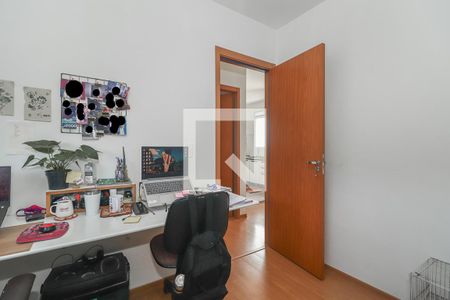 Quarto 2 de apartamento para alugar com 2 quartos, 42m² em Mário Quintana, Porto Alegre