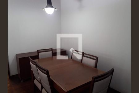 Sala de apartamento à venda com 4 quartos, 120m² em Grajaú, Rio de Janeiro
