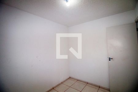 Quarto 1 de apartamento para alugar com 2 quartos, 50m² em Parque Colúmbia, Rio de Janeiro