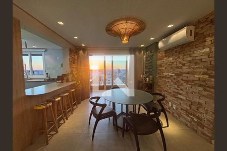 Apartamento à venda com 3 quartos, 140m² em Morro do Espelho, São Leopoldo