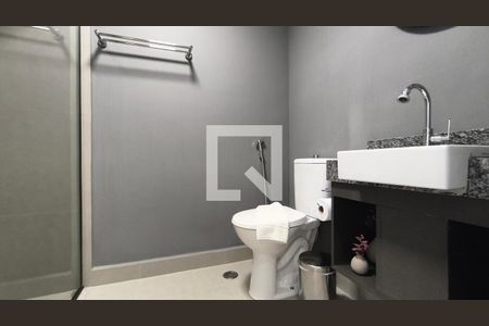 Banheiro de kitnet/studio para alugar com 1 quarto, 32m² em Vila Mariana, São Paulo
