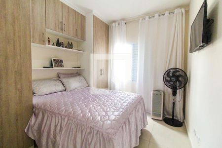 Quarto 1 de apartamento à venda com 2 quartos, 54m² em Itaquera, São Paulo