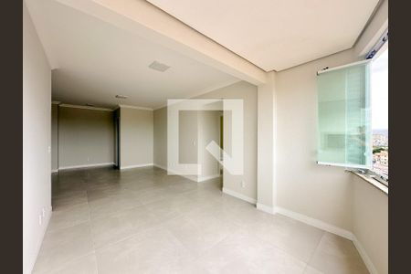Sala de TV de apartamento para alugar com 2 quartos, 87m² em Barreiros, São José