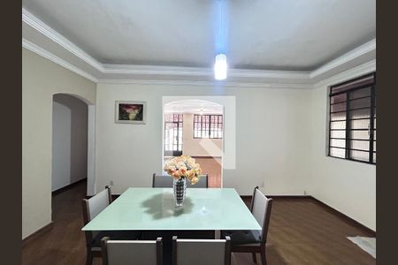 Casa para alugar com 3 quartos, 220m² em Acaiaca, Belo Horizonte