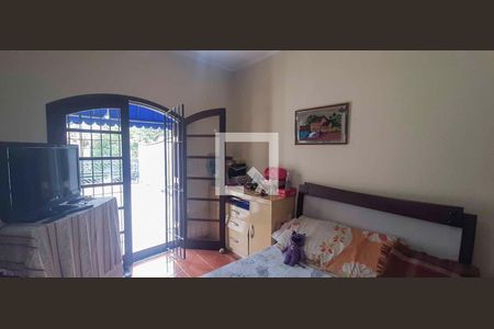 Casa à venda com 3 quartos, 168m² em Centro, Osasco