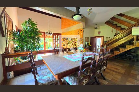 Casa à venda com 5 quartos, 1400m² em Várzea, Lagoa Santa