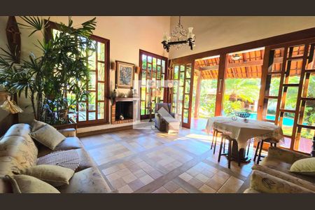 Casa à venda com 5 quartos, 1400m² em Várzea, Lagoa Santa