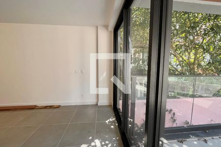 Varanda de apartamento à venda com 4 quartos, 135m² em Jardim Botânico, Rio de Janeiro